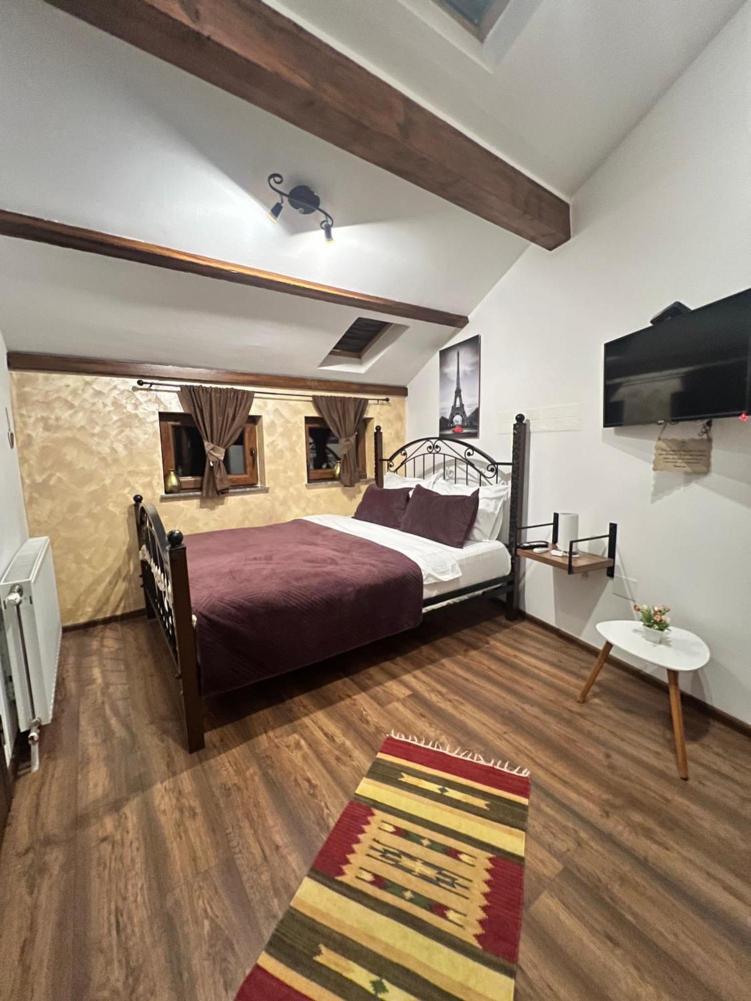 פריזרן Hotel Fjorr מראה חיצוני תמונה
