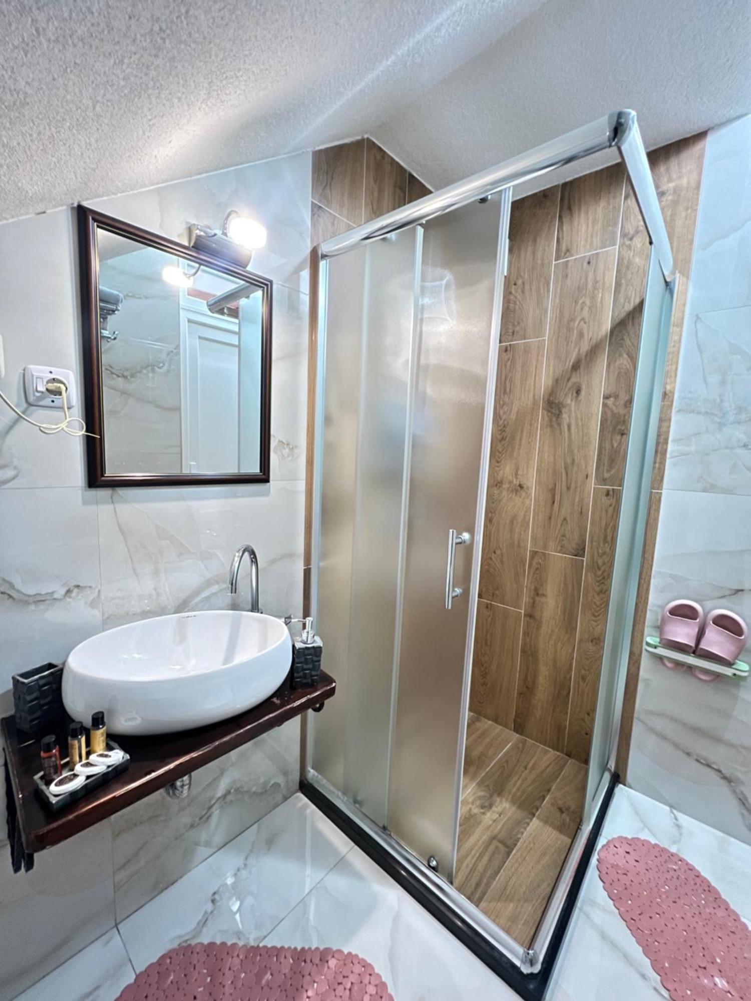 פריזרן Hotel Fjorr מראה חיצוני תמונה