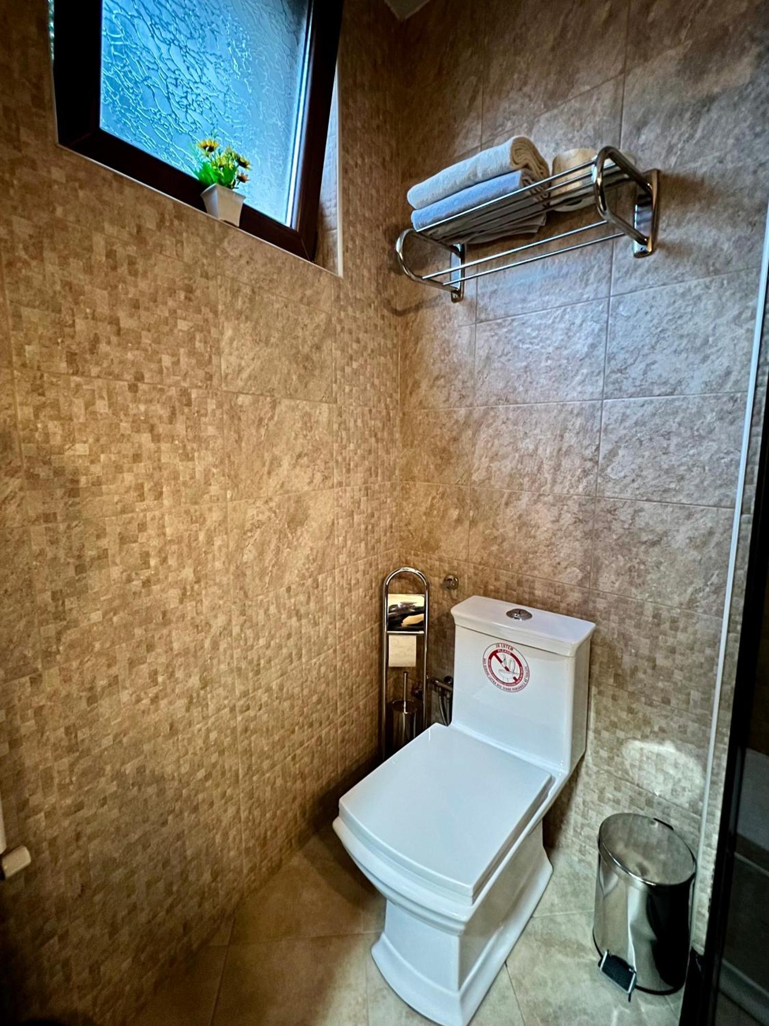 פריזרן Hotel Fjorr מראה חיצוני תמונה